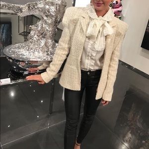 Chanel 2017 Metiers d'Art collection - Paris Cosmopolite Fantasy tweed jacket